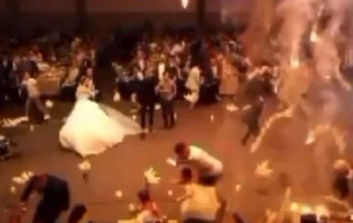 Najmanje 100 mrtvih na svadbi u Iraku