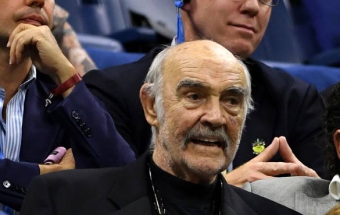 Umro Sean Connery