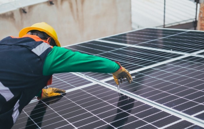 Vlada ukida PDV na ulaganja u solarne panele