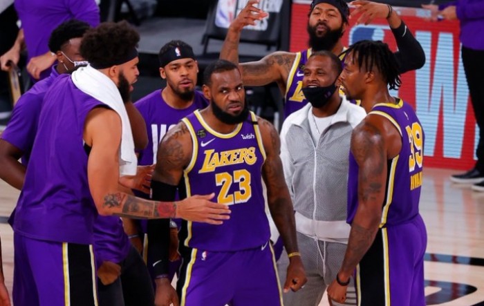 LA Lakers sezonu počinju bez navijača na tribinama
