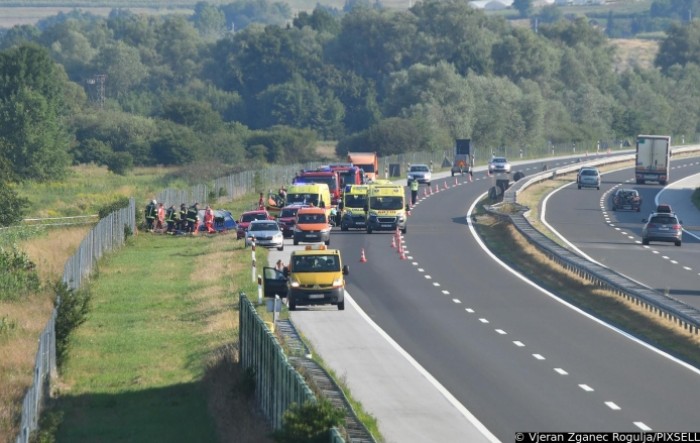 U slijetanju autobusa na A4 poginulo 12 osoba