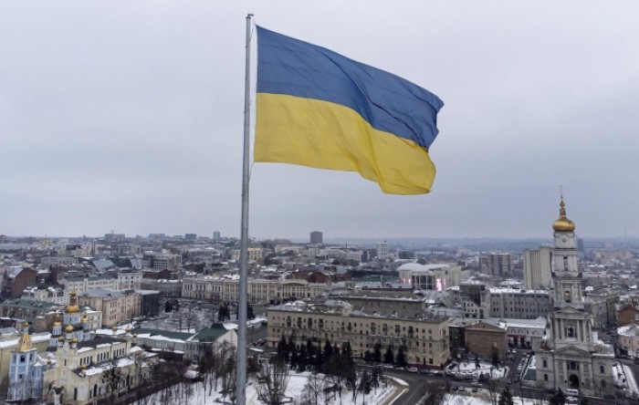 Ukrajinci tvrde da nastavljaju braniti Herson, poriču da je grad pao
