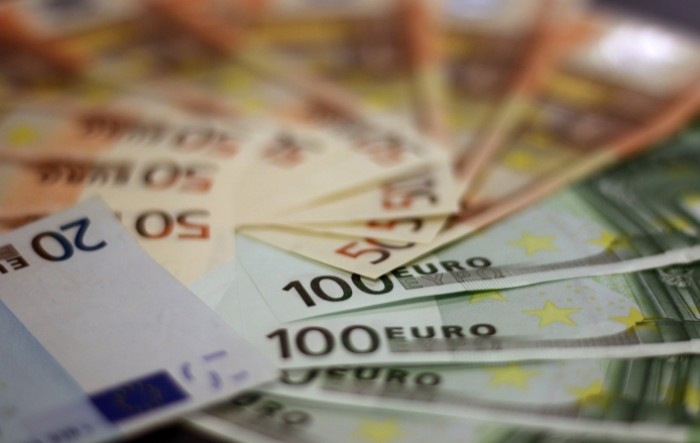 Njemačka najavila više od 100 mlrd eura pomoći kompanijama