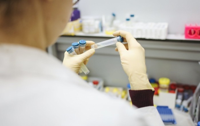 Doboj: Medicinska sestra greškom cijepila osam osoba cjepivom protiv sezonske gripe