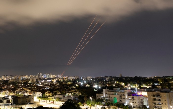 Izraelska vojska: Presreli smo 99% projektila koje je ispalio Iran