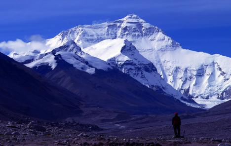 Nepal ponovo meri visinu Mount Everesta