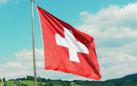 Švicarska: Zašto nije prošao referendum o ograničenju menadžerskih plaća?