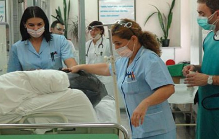 Španjolska zbog kolapsa zapošljava 50.000 zdravstvenih radnika