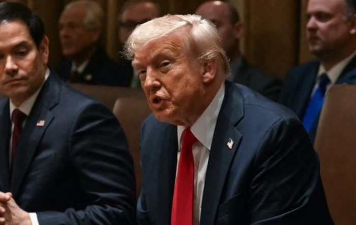 Trump: Šaljemo ratne brodove u Hormuz