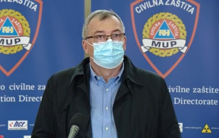 Capak: Kazne za nenošenje maski u javnom prijevozu 100 do 200 eura
