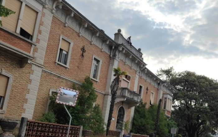 Izet Rastoder kupio bivšu upravnu zgradu Droge Portorož