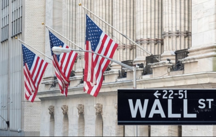 Wall Street oštro pao na početku tjedna