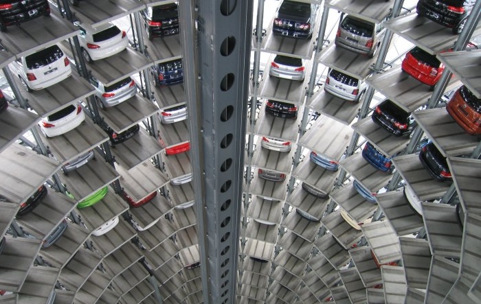 Analiza: VW, Mercedes i BMW gube korak za globalnim konkurentima
