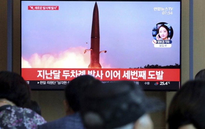 Sjeverna Koreja uspješno testirala super veliki raketni bacač