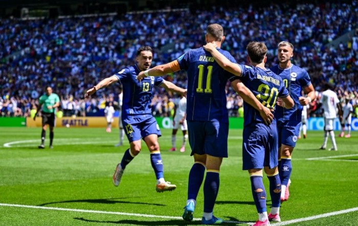 Džeko ostaje u Schalkeu