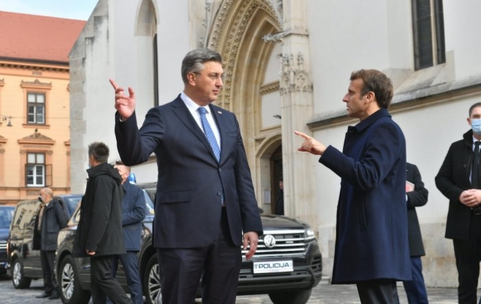 Plenković dočekao Macrona u Banskim dvorima