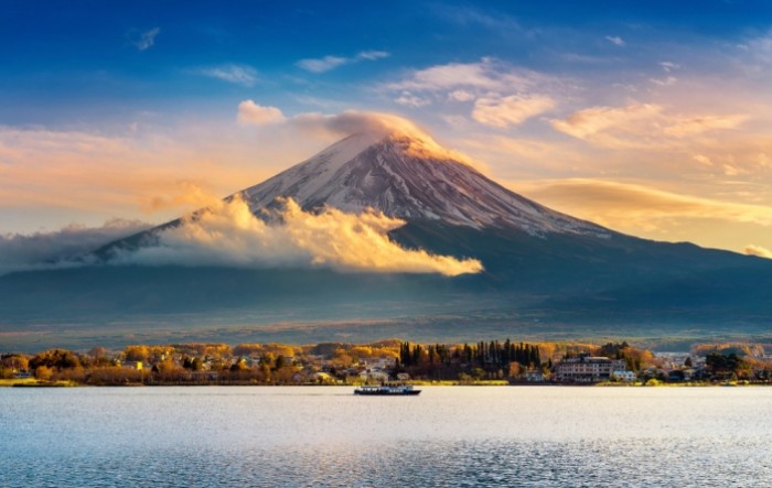 Japan umiruje strahove od erupcije vulkana na planini Fuji nakon potresa