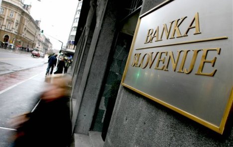 Mjere Banke Slovenije srezale broj odobrenih potrošačkih kredita