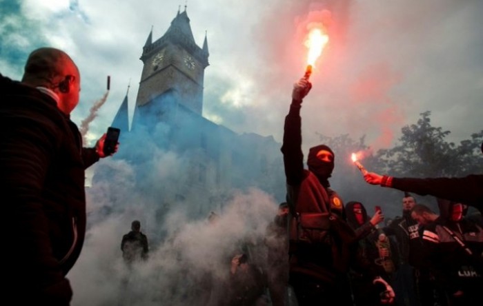 Neredi u Pragu zbog najave novog lockdowna (VIDEO)