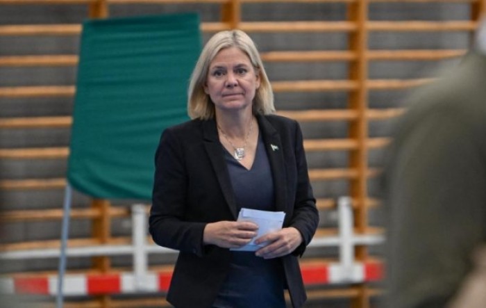 Švedske stranke lijevog centra tijesno vode na izborima