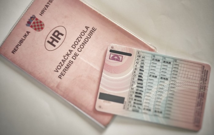Stižu nova pravila o vozačkim dozvolama, hrvatski eurozastupnici bili protiv