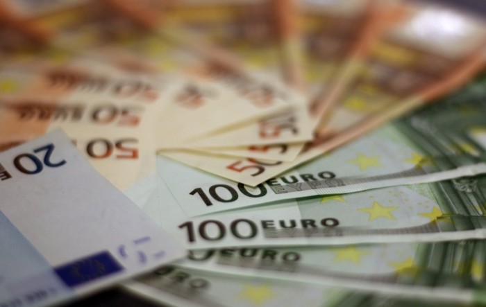Slovenski osiguravatelji lani isplatili 1,7 milijardi eura bruto odšteta