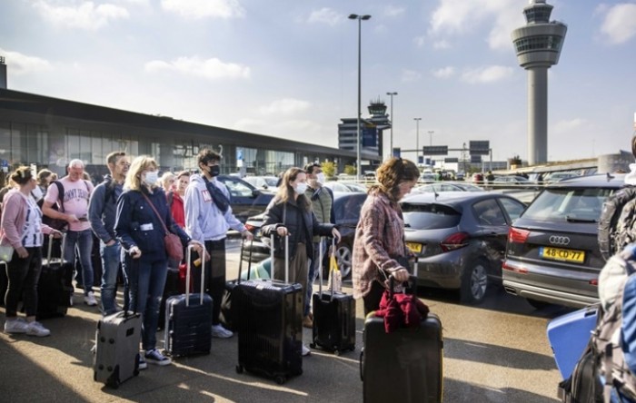 Izvršni direktor Schiphola odstupio zbog kaosa na aerodromu