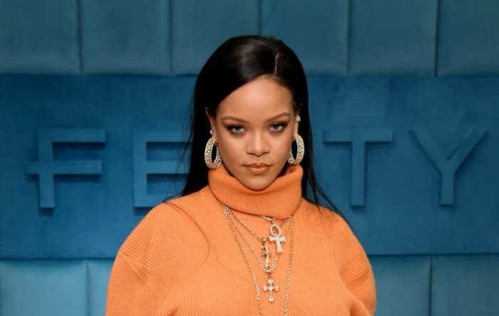 Rihanna nastupa u poluvremenu Super Bowla