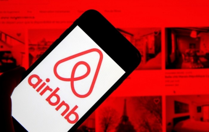 Airbnb: Skok rezervacija ulijeva nadu nakon tromjesečnog gubitka