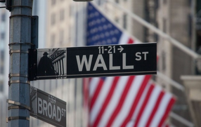 Wall Street: Dow Jones oslabio, S&P 500 ojačao