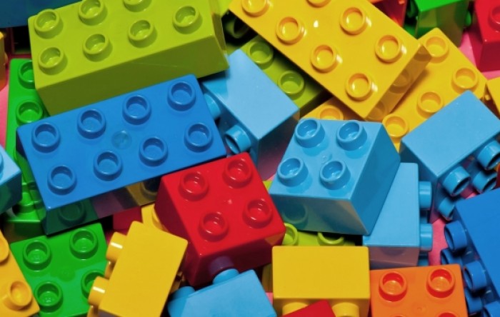 Lego imao pad dobiti, potražnja najmanja u 15 godina