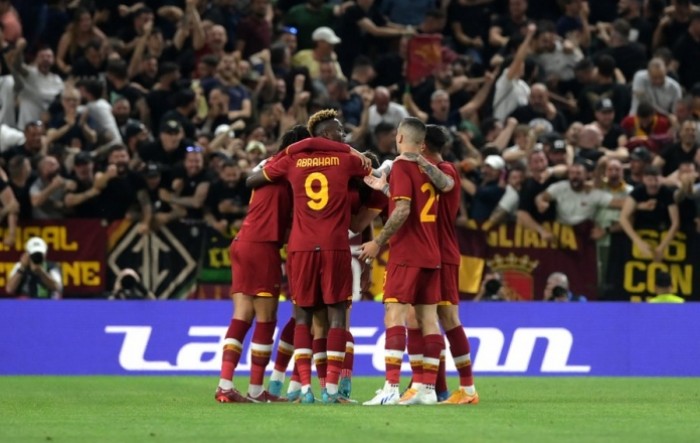 Roma osvojila premijerno izdanje Konferencijske lige, Mourinho se upisao u povijest