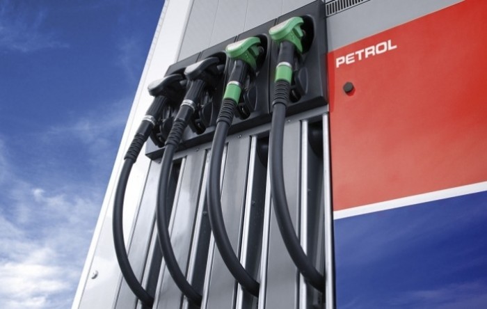 Petrol: Situacija se stabilizira, vlada je pokrenula navalu na benzinske postaje