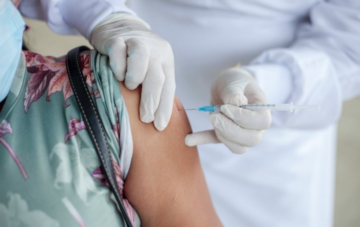 Europa podijeljena u pogledu cjepiva za djecu
