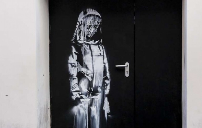 Italija vraća Francuskoj Banksyja ukradenog u Bataclanu