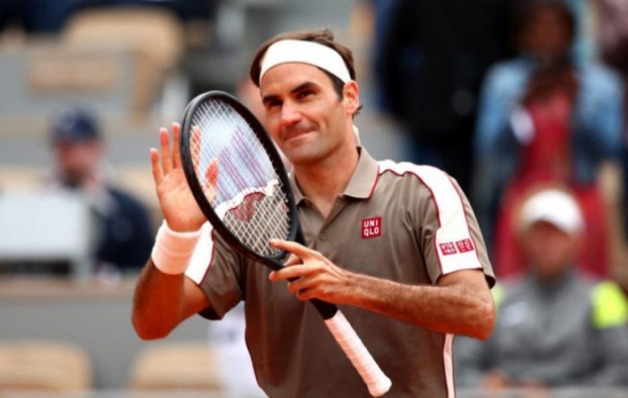 Federerova odjeća i reketi prodani za 3.9 milijuna eura