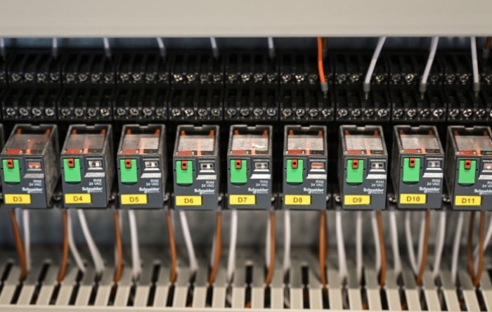 Schneider Electric u najvećem preuzimanju u povijesti