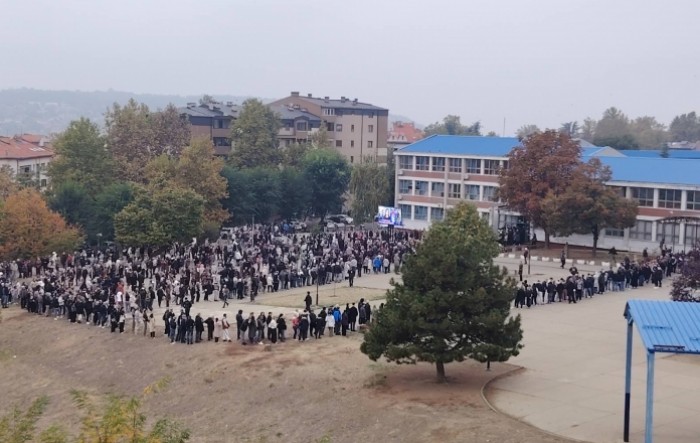 Ogromna izlaznost na izborima u Srbiji. Evo što to znači