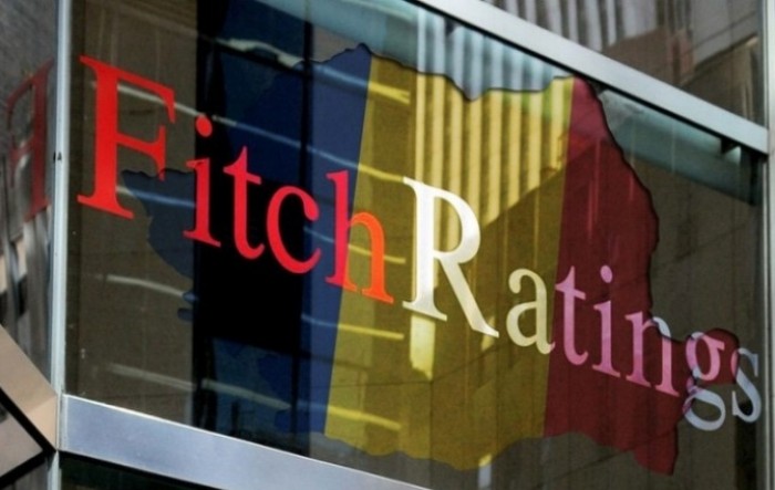Fitch signalizirao slabiju ocjenu britanskog duga