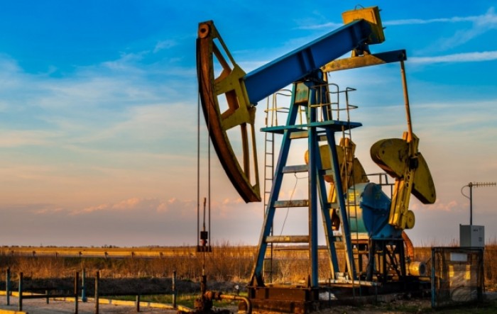 Cijene nafte pale prema 64 dolara, u fokusu ponovo odnos ponude i potražnje