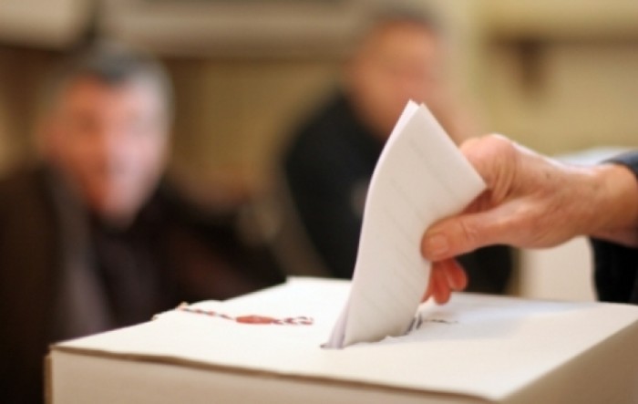 Na izbore u Crnoj Gori samo zdravi