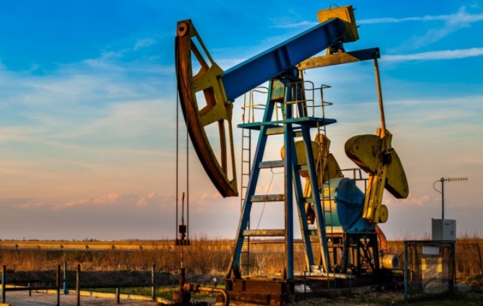 Cijene nafte pale ispod 72 dolara