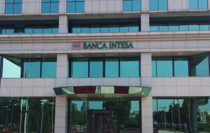 Banca Intesa počela odobravanje subvencionisanih kredita u saradnji sa Ministarstvom poljoprivrede