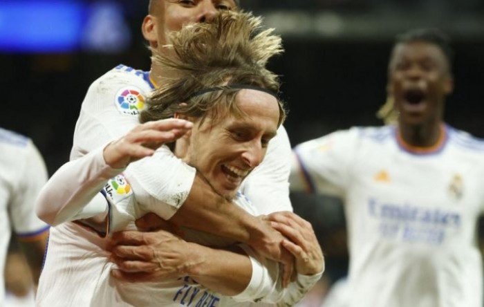 Anketa: Na Realovom stadionu ulazi 10 i 19 zvali bi se Luka Modrić