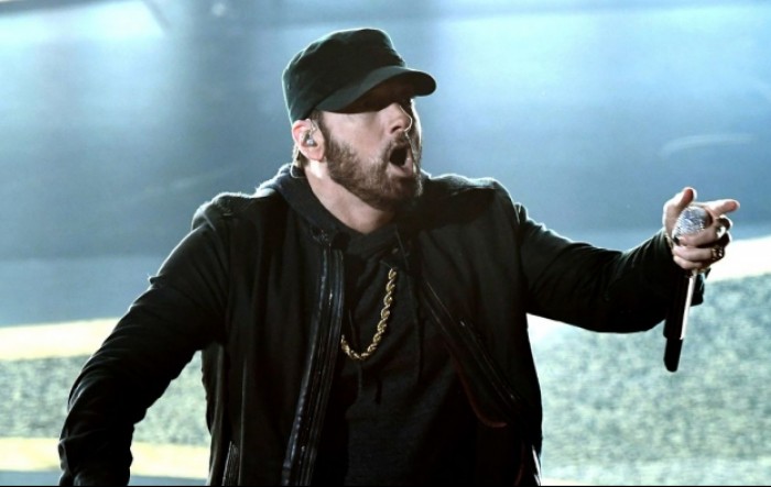 Dolly Parton, Eminem i Eurythmics ulaze u rock and roll Kuću slavnih
