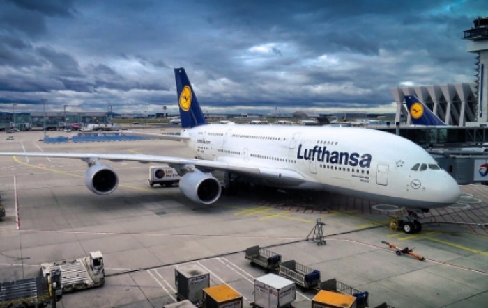 Lufthansa prodaje ugostiteljsko poslovanje Gategroupu
