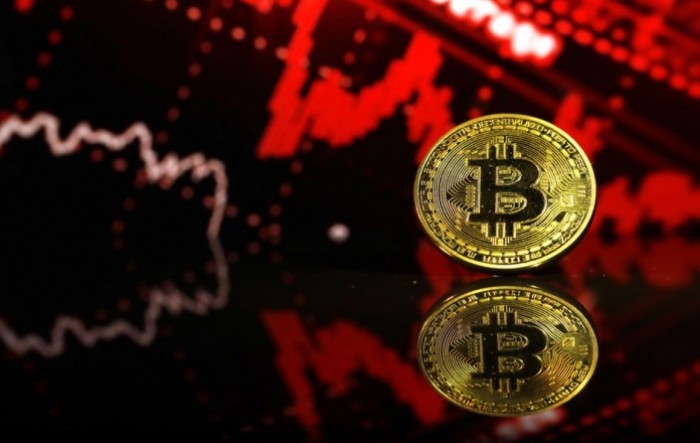 Bitcoin potonuo ispod 30.000 dolara, s kripto tržišta iscurilo gotovo 100 milijardi dolara