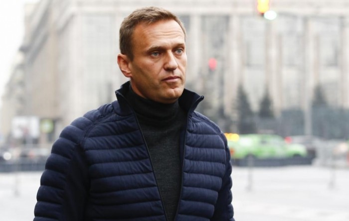 Navaljni osuđen na dvije godine i osam mjeseci zatvora