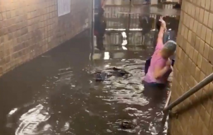 Panika u New Yorku: Stiže oluja svih oluja
