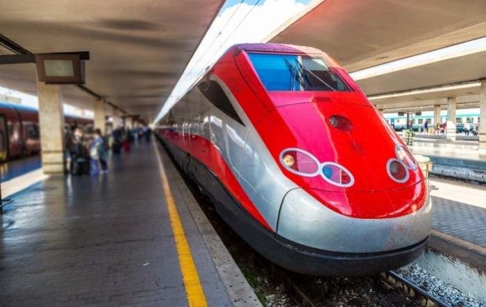 Spor u talijanskoj vladi oko prodaje udjela u državnim željeznicama